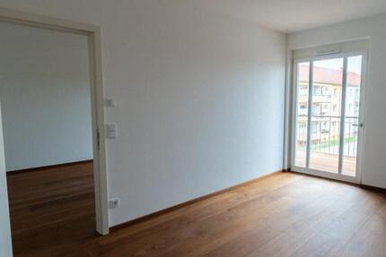Wohnung Frankfurt (Oder) - 4 Zimmer, 114 m&sup2;, 1.485&euro; | Angebot:25323158