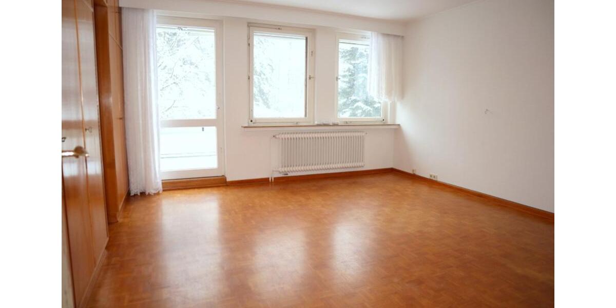 Einfamilienhaus Ganderkesee - 8 Zimmer, 257 m&sup2;, 1.500&euro; | Angebot:25307610