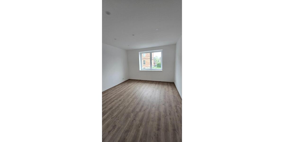 4,5 Zimmer EG-Wohnung 110qm mit Balkon *kernsaniert* 4 zimmer