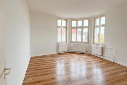 Erstbezug nach Renovierung – Zwei große WG-Zimmer in Toplage Borsigplatz 2 zimmer