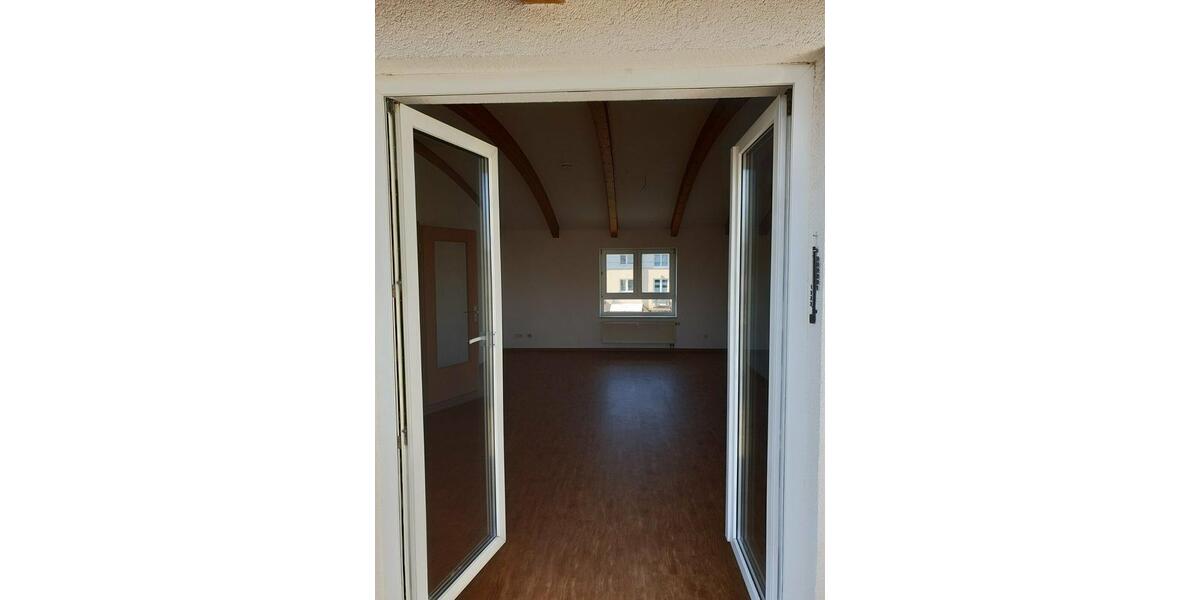 Dachgeschoßwohnung Gotha - 1 Zimmer, 54 m&sup2;, 450&euro; | Angebot:20928549