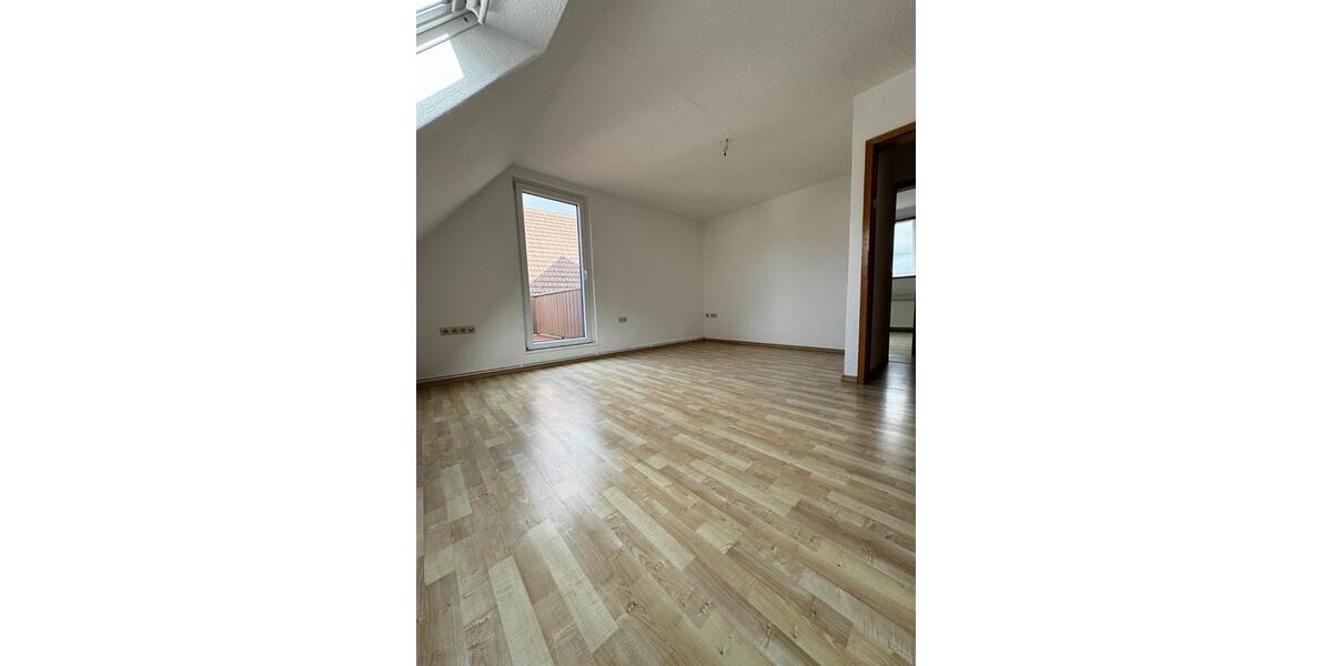 Dachgeschoßwohnung Osterode am Harz - 3 Zimmer, 60 m&sup2;, 380&euro; | Angebot:24440109
