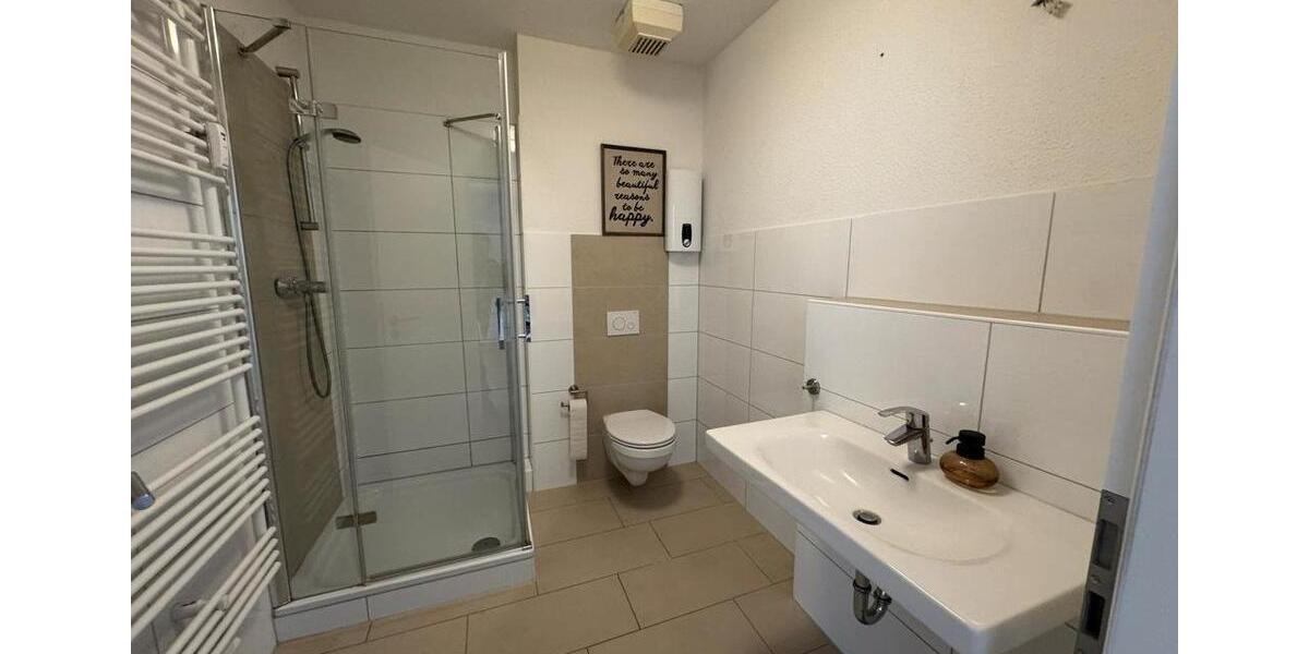 Etagenwohnung Schwerin - 2 Zimmer, 53 m&sup2;, 660&euro; | Angebot:26637148