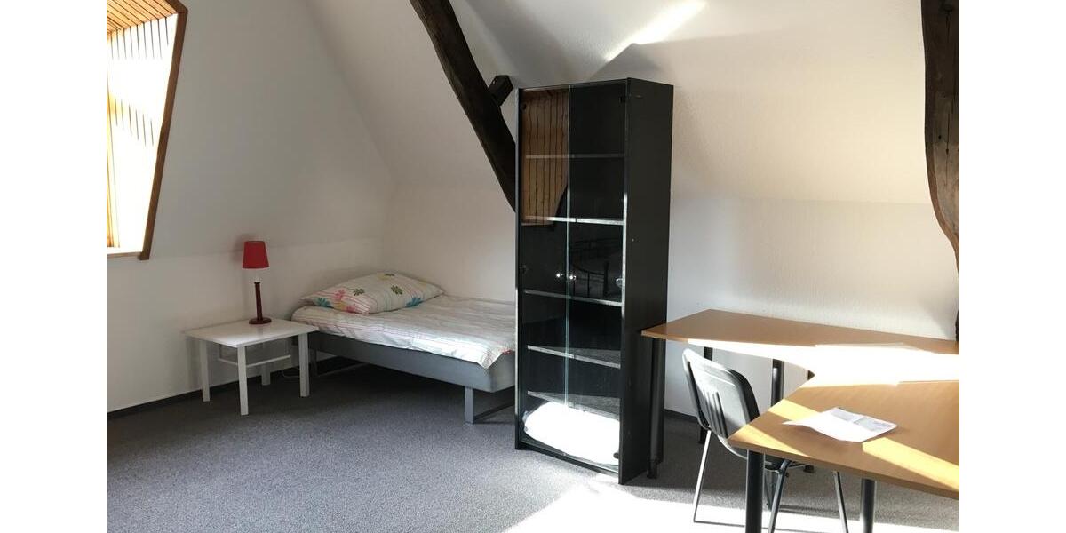 Wohnen auf Zeit Rendsburg - 5 Zimmer, 160 m&sup2;, 16&euro; | Angebot:25302988