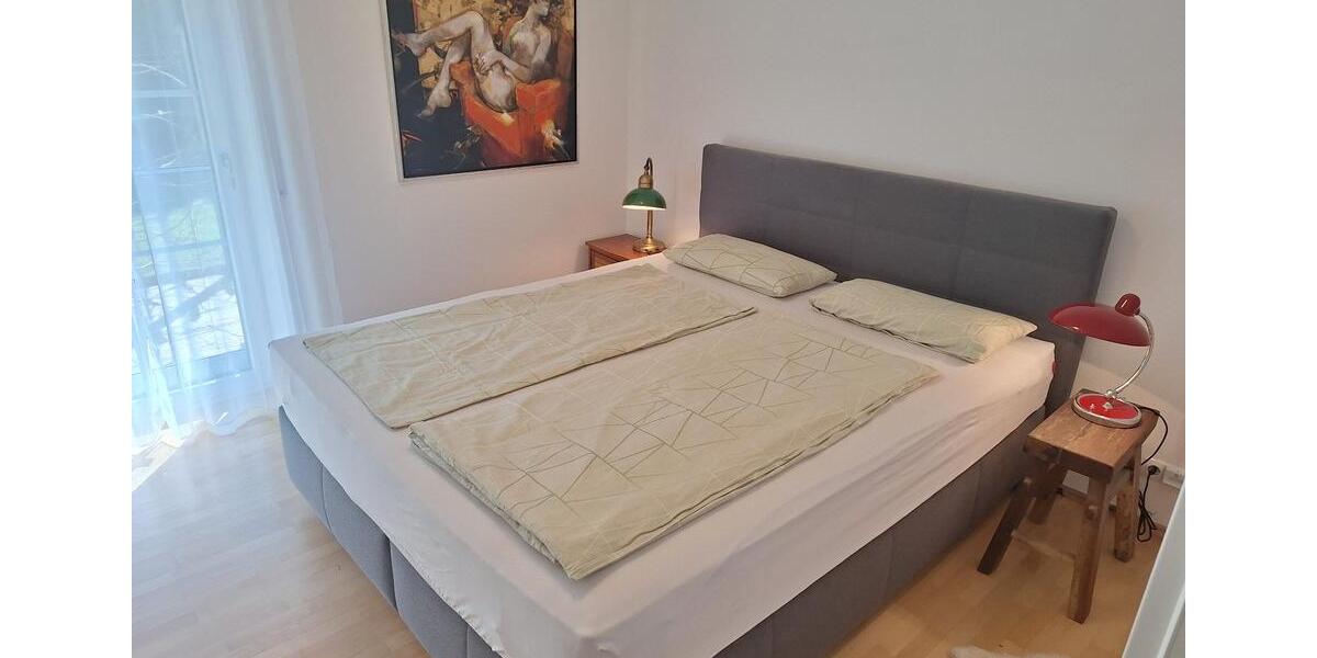 Erdgeschoßwohnung Chieming - 2.5 Zimmer, 81 m&sup2;, 1.130&euro; | Angebot:26585568