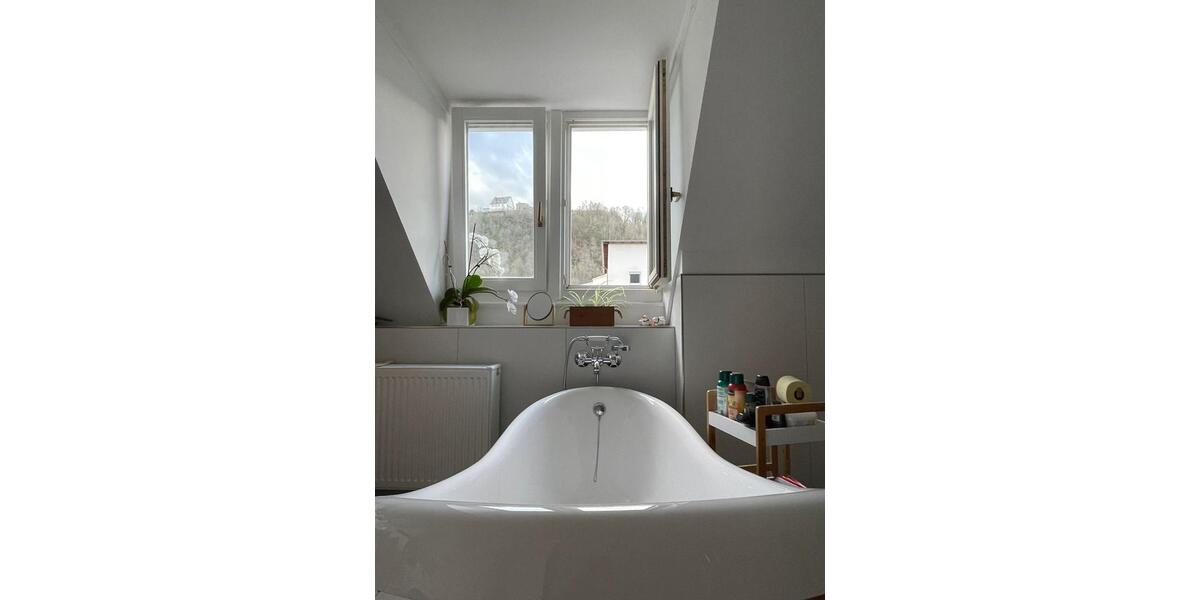 Dachgeschoßwohnung Kirn - 3.5 Zimmer, 125 m&sup2;, 820&euro; | Angebot:25989171