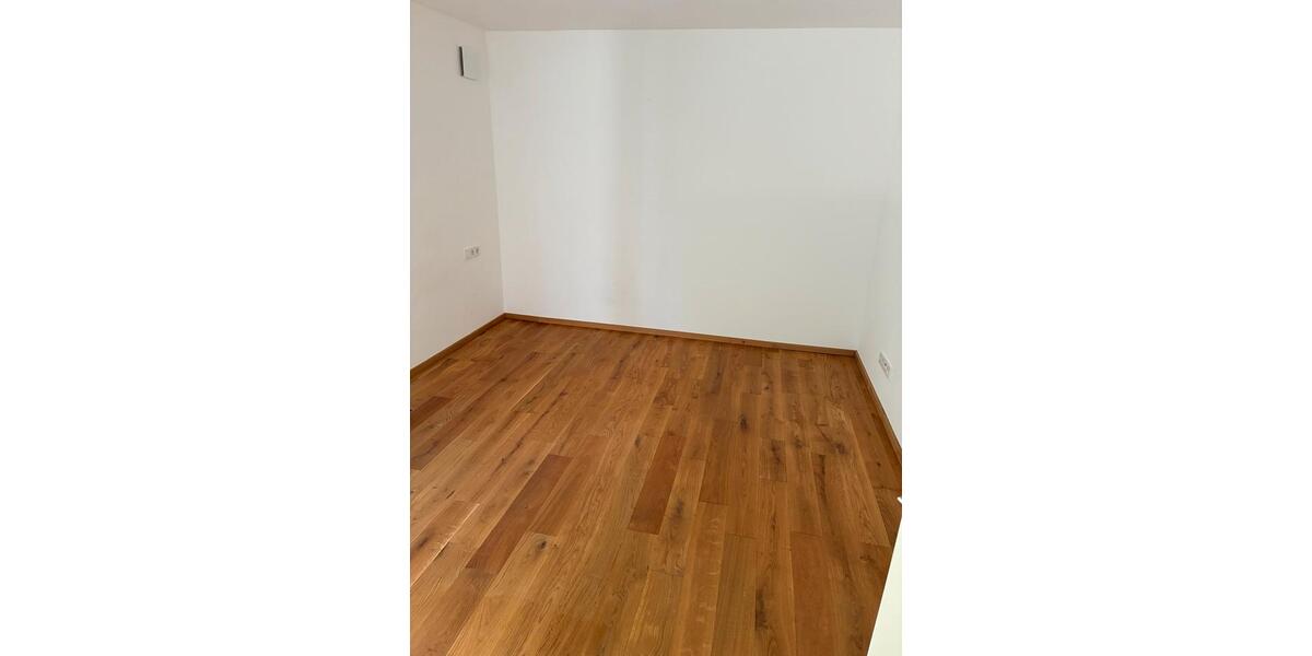Erdgeschoßwohnung Frickingen - 3 Zimmer, 93 m&sup2;, 1.280&euro; | Angebot:26561045