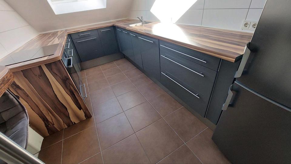 Dachgeschoßwohnung Hofheim am Taunus - 2 Zimmer, 72 m&sup2;, 980&euro; | Angebot:24875759