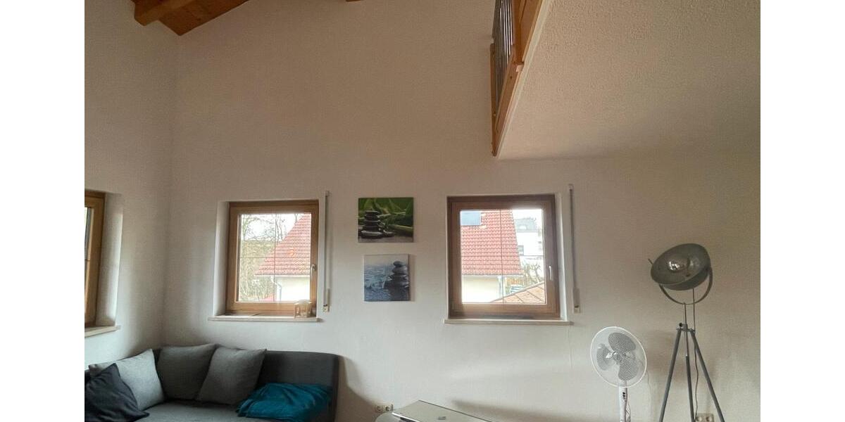 Dachgeschoßwohnung Bad Endorf - 2 Zimmer, 85 m&sup2;, 990&euro; | Angebot:25641072