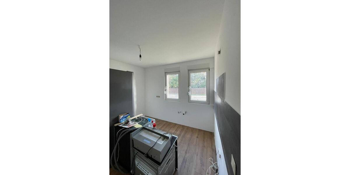 Erdgeschoßwohnung Friedrichshafen - 4 Zimmer, 108 m&sup2;, 1.700&euro; | Angebot:24605673