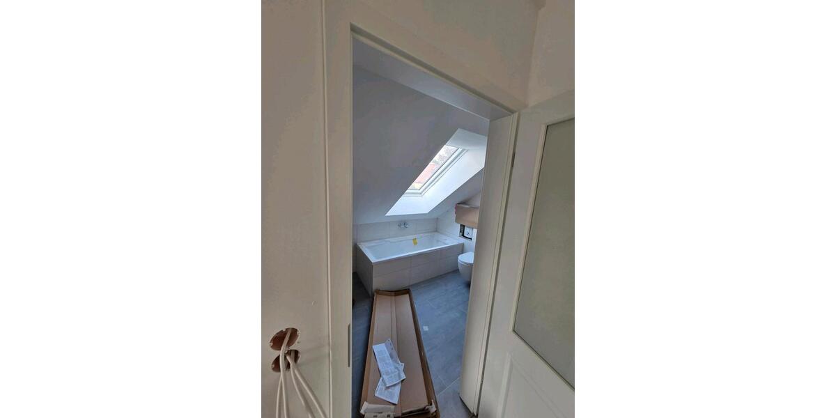 Dachgeschoßwohnung Sollstedt - 4 Zimmer, 150 m&sup2;, 1.150&euro; | Angebot:27637930