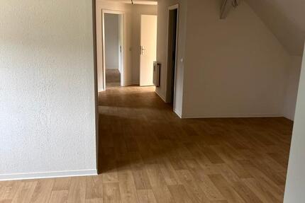 Wohnung Greiz - 3 Zimmer, 90 m&sup2;, 500&euro; | Angebot:27637921
