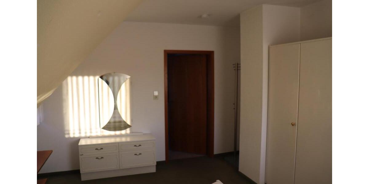 Dachgeschoßwohnung Zell am Harmersbach - 2 Zimmer, 45 m&sup2;, 600&euro; | Angebot:26256439
