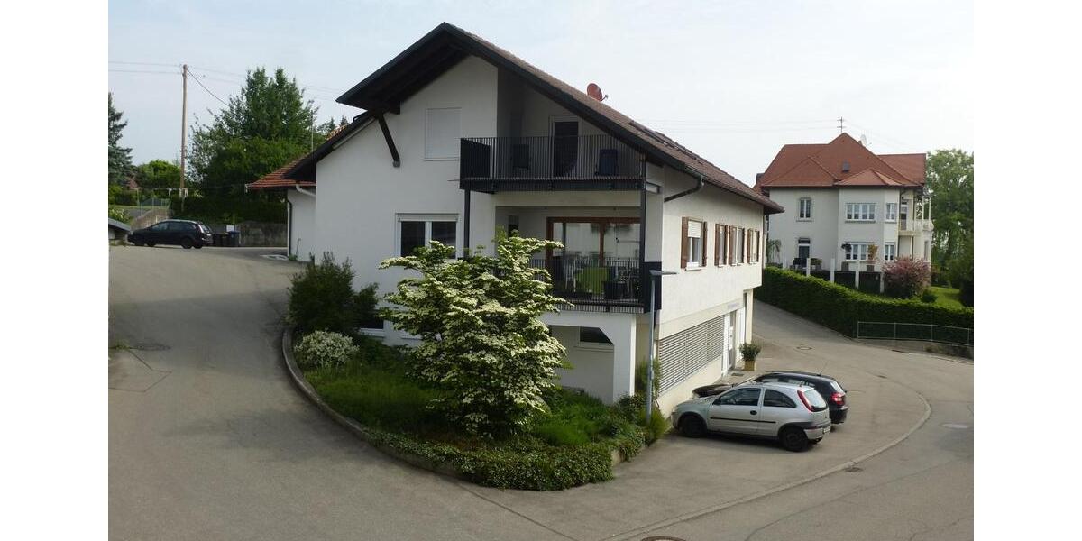 Erdgeschoßwohnung Neukirch - 4 Zimmer, 113 m&sup2;, 1.020&euro; | Angebot:25196132