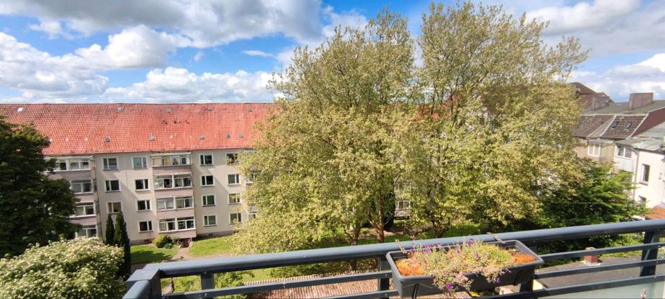 Etagenwohnung Kiel Gaarden-Ost - 2 Zimmer, 65 m&sup2;, 680&euro; | Angebot:26577728
