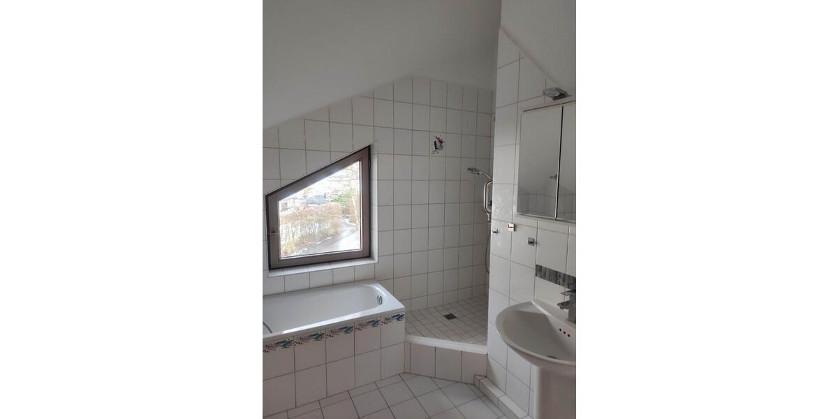 Etagenwohnung Hennef (Sieg) - 1 Zimmer, 45 m&sup2;, 720&euro; | Angebot:26040295