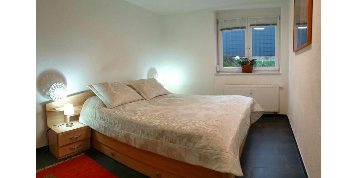 Etagenwohnung Sasbach am Kaiserstuhl - 2 Zimmer, 82 m&sup2;, 850&euro; | Angebot:26262613