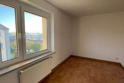 3-Raumwohnung ab sofort - KücheBad mit Fenster 3 zimmer