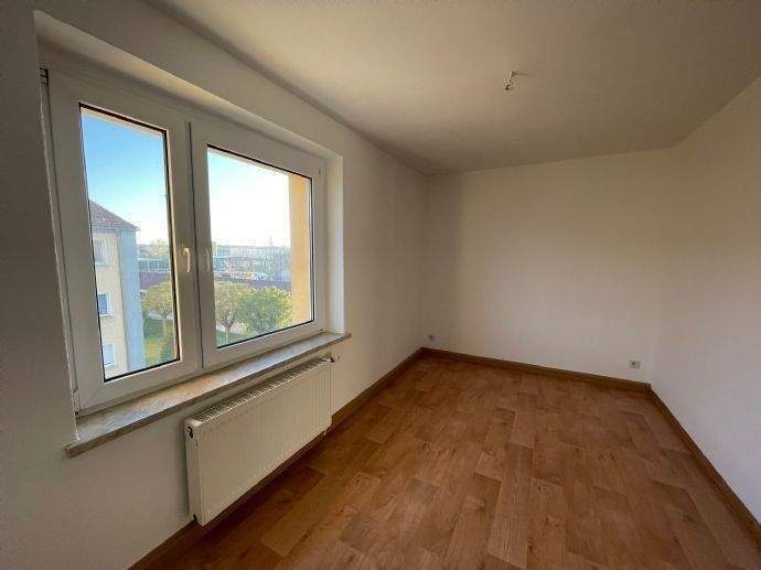 3-Raumwohnung ab sofort - KücheBad mit Fenster 3 zimmer