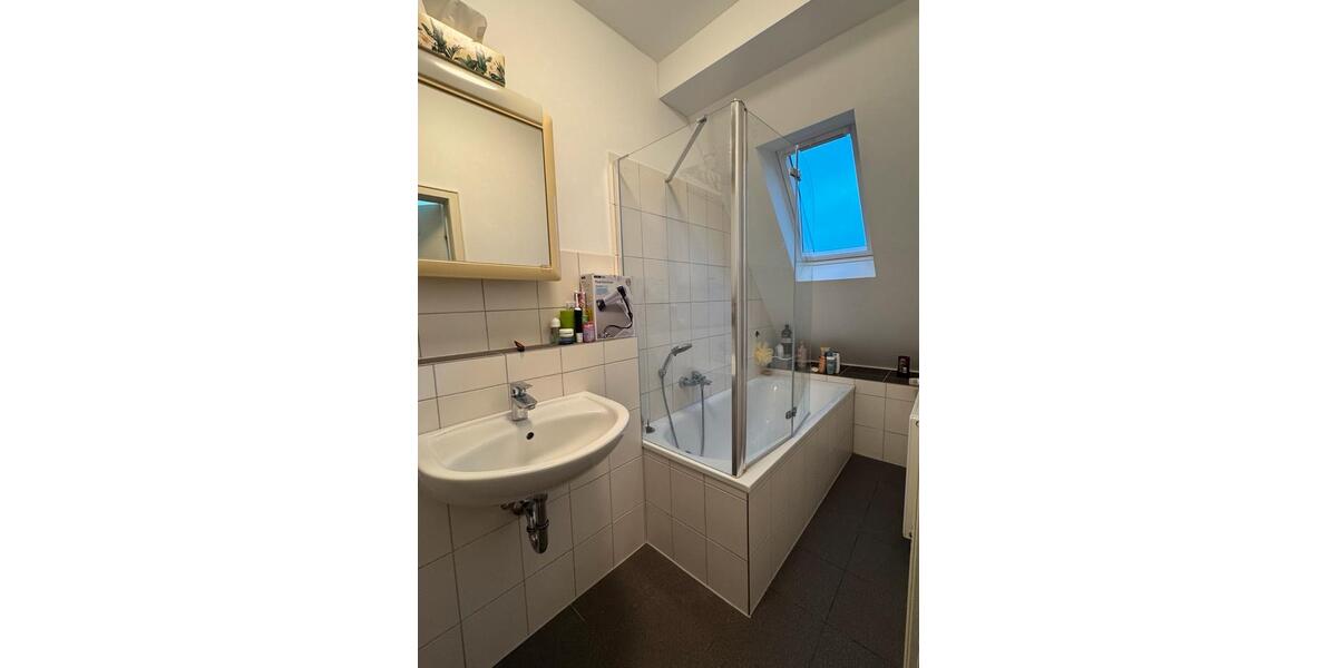 Wohnen auf Zeit Düsseldorf Stadtbezirk 8 - 1 Zimmer, 10 m&sup2;, 580&euro; | Angebot:26628641