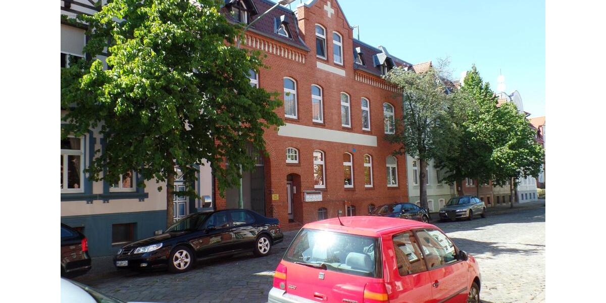 Etagenwohnung Salzwedel - 3 Zimmer, 80 m&sup2;, 522&euro; | Angebot:25655625