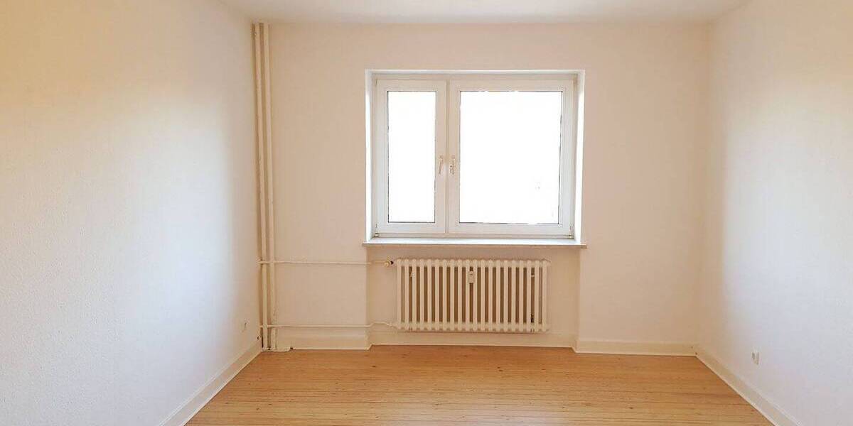 Zimmer Kiel Neumühlen-Dietrichsdorf - 2 Zimmer, 65 m&sup2;, 595&euro; | Angebot:26173980