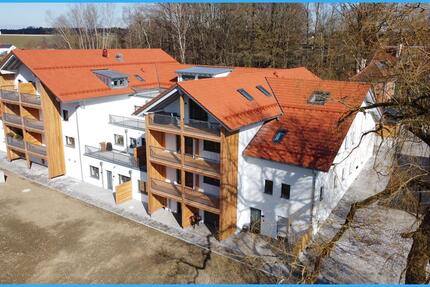 Wohnung Wittibreut - 2 Zimmer, 93 m&sup2;, 950&euro; | Angebot:24091539