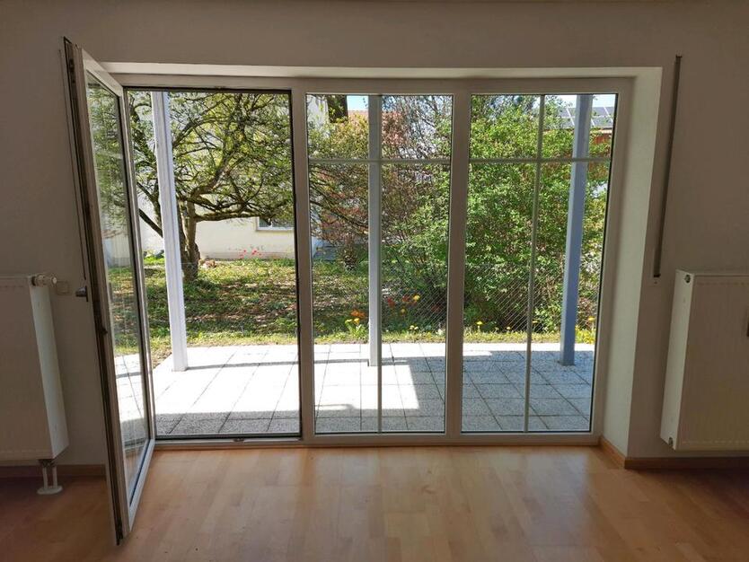 Schöne 1 - Zimmer Erdgeschoss Wohnung in Traunstein zimmer