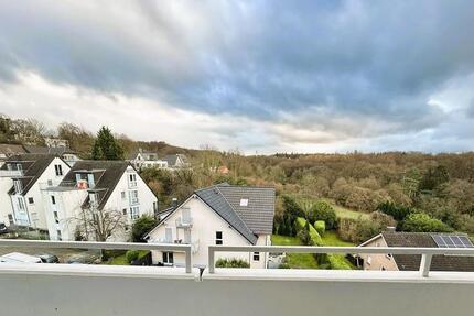 Attraktive, helle 2-Zimmer-Wohnung mit Balkon und Stellplatz 2 zimmer