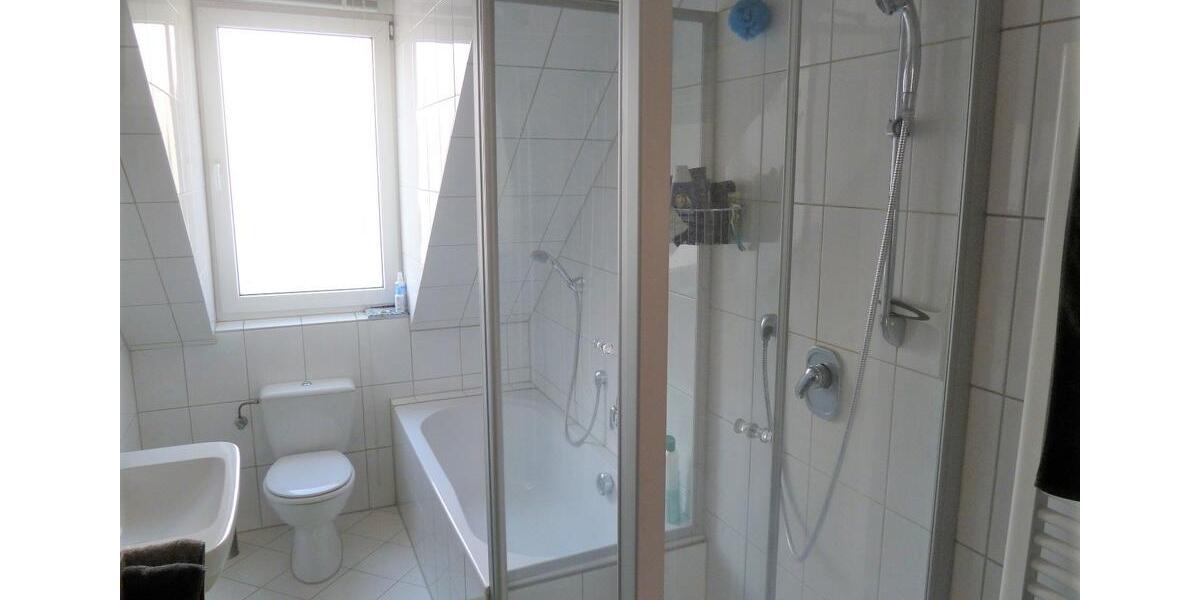Dachgeschoßwohnung Amberg - 3 Zimmer, 100 m&sup2;, 900&euro; | Angebot:26489913
