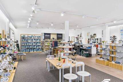 MIETEN. | Gewerbefläche ca. 170m² zzgl. ca. 100 m² Lager, ideal für Verkauf, Büro, Agentur & Praxis. zimmer