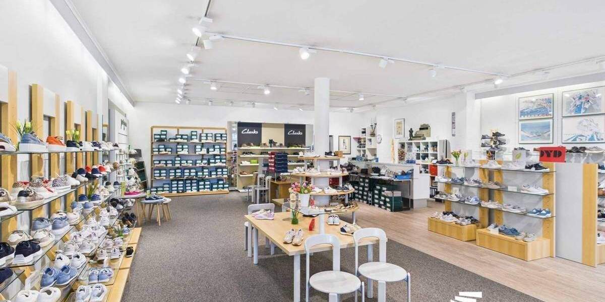 MIETEN. | Gewerbefläche ca. 170m² zzgl. ca. 100 m² Lager, ideal für Verkauf, Büro, Agentur & Praxis. zimmer