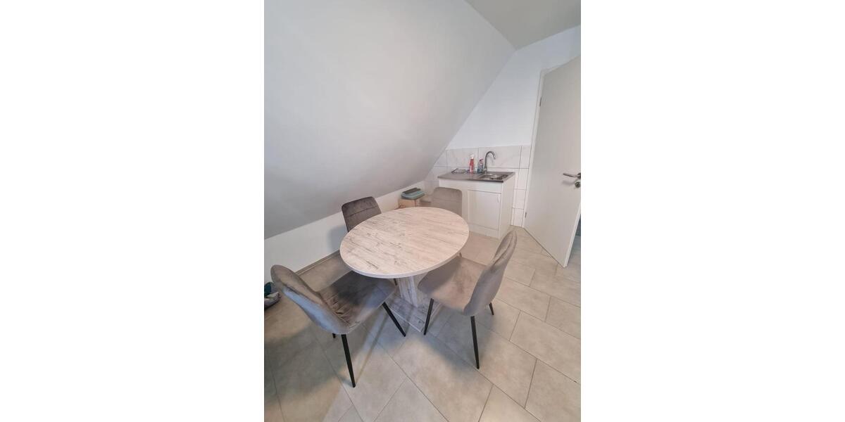 Dachgeschoßwohnung Neuwied Feldkirchen - 3 Zimmer, 70 m&sup2;, 620&euro; | Angebot:26496059