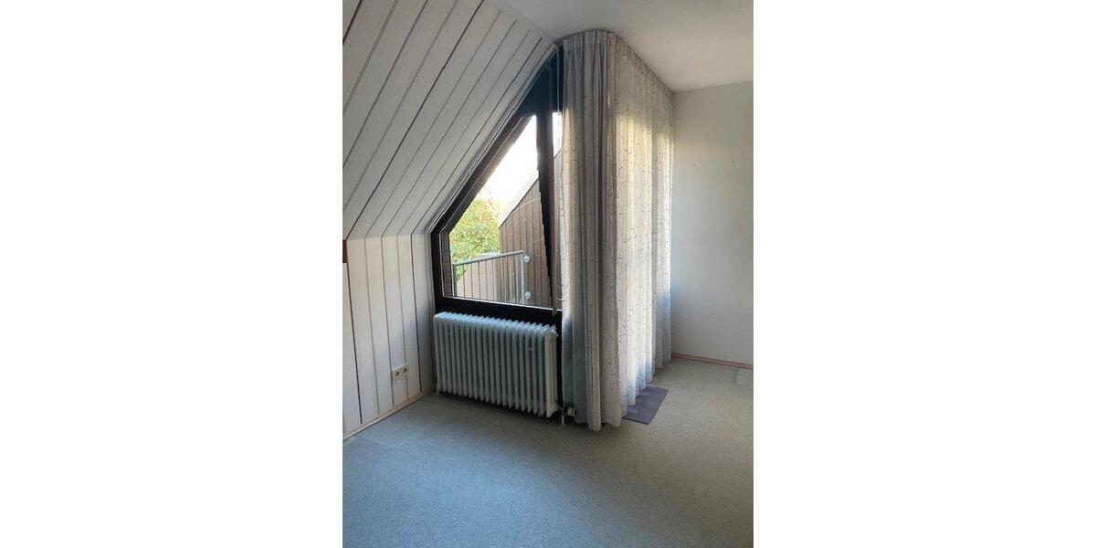 Etagenwohnung Oberboihingen - 6 Zimmer, 125 m&sup2;, 1.550&euro; | Angebot:26346927