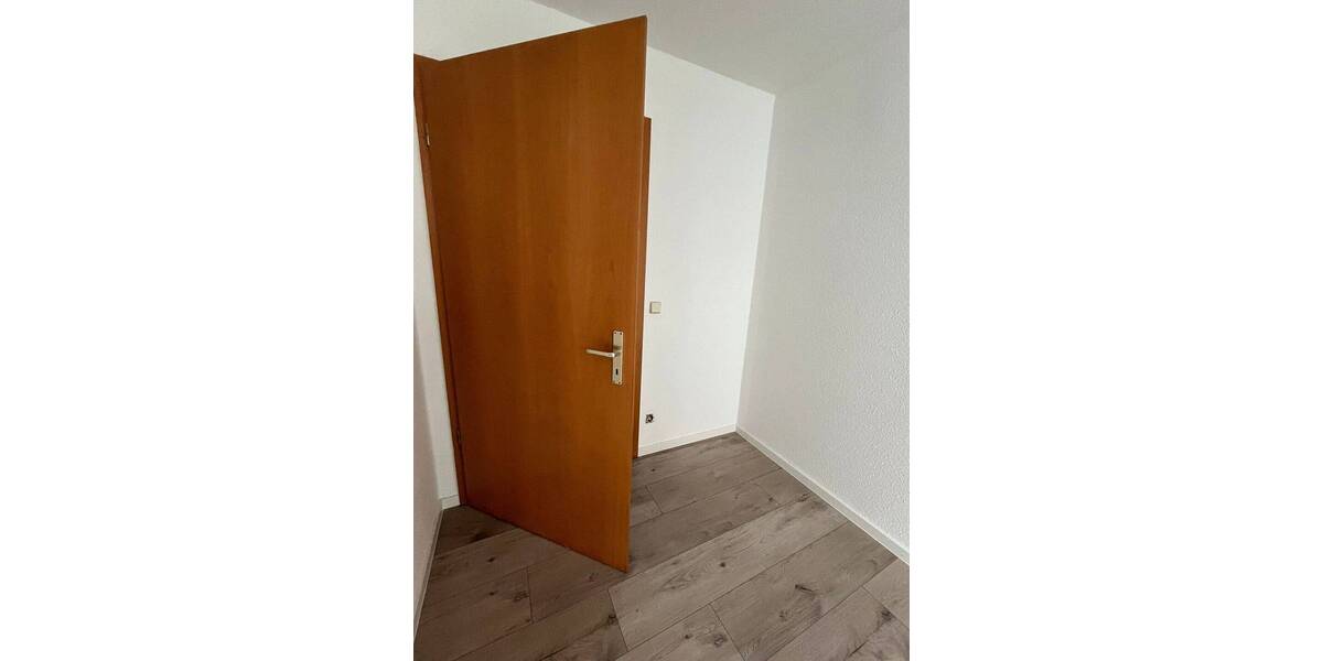 Etagenwohnung Gotha - 3 Zimmer, 107 m&sup2;, 920&euro; | Angebot:26763650