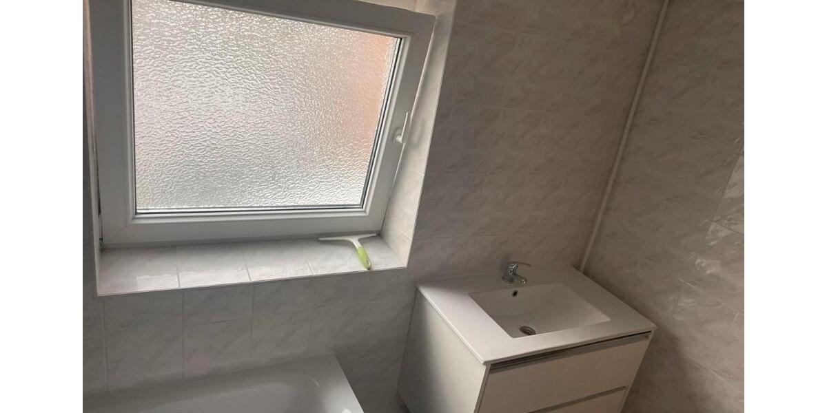 Wohnen auf Zeit Dinslaken Lohberg - 3 Zimmer, 80 m&sup2;, 20&euro; | Angebot:26676140