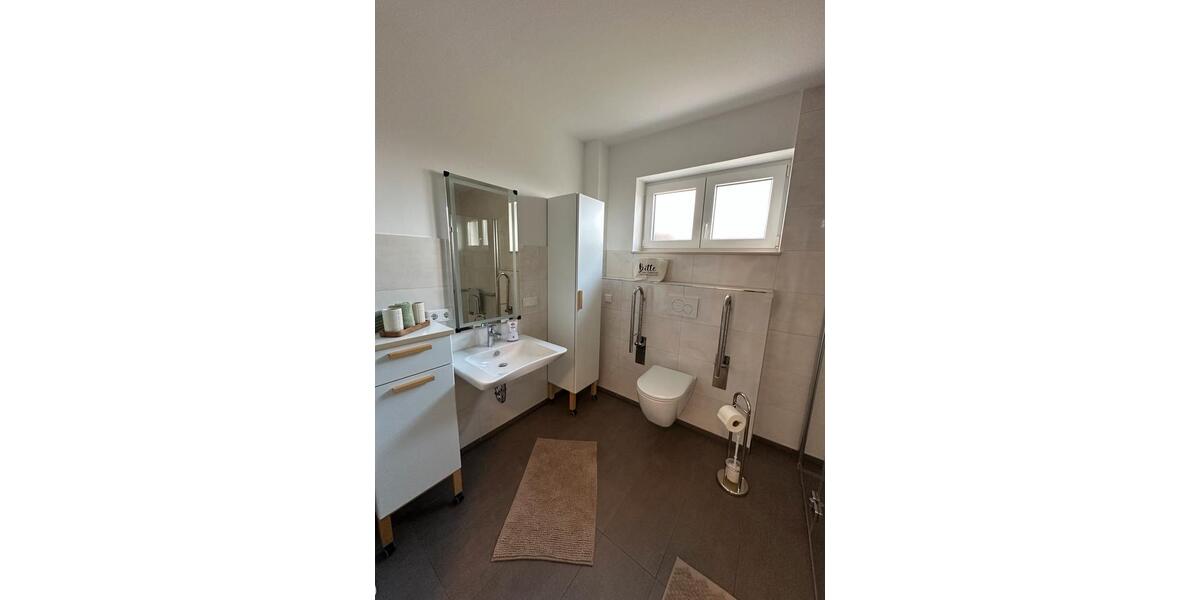 Wohnen auf Zeit Bruchköbel - 2 Zimmer, 88 m&sup2;, 105&euro; | Angebot:25967751