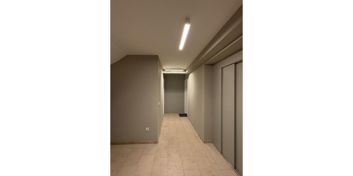 Etagenwohnung Windeck - 2 Zimmer, 83 m&sup2;, 980&euro; | Angebot:25171462