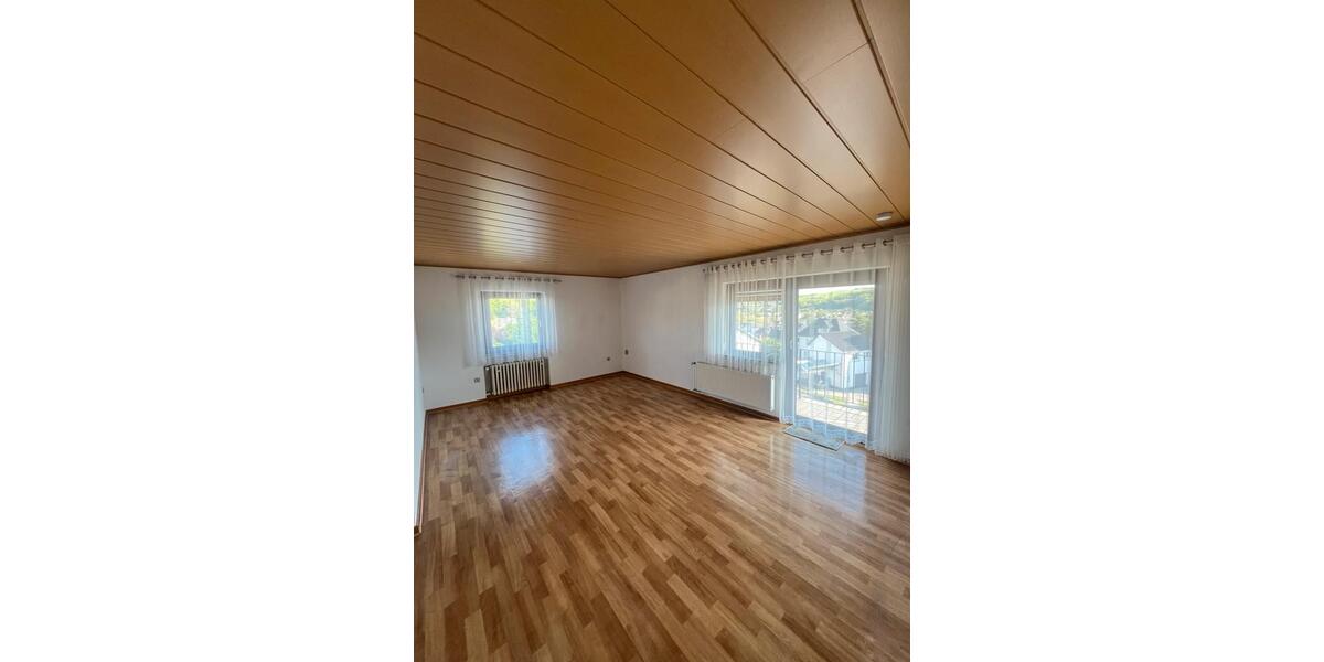 Etagenwohnung Aßlar - 4 Zimmer, 90 m&sup2;, 970&euro; | Angebot:26699260