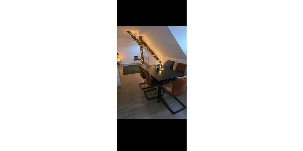 Dachgeschoßwohnung Güstrow - 2 Zimmer, 56 m&sup2;, 710&euro; | Angebot:26045385