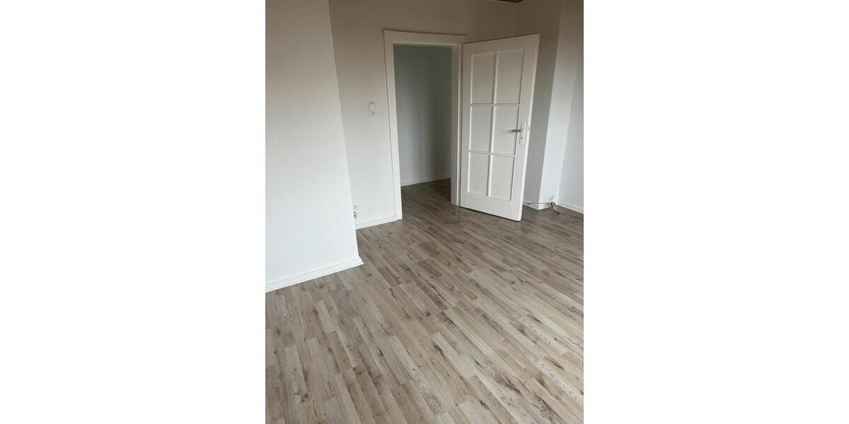 Dachgeschoßwohnung Helmstedt - 3 Zimmer, 60 m&sup2;, 650&euro; | Angebot:26636505