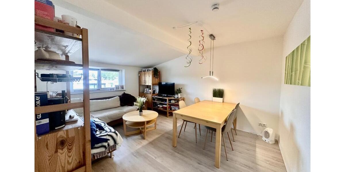 Dachgeschoßwohnung Landau in der Pfalz - 3.5 Zimmer, 97 m&sup2;, 970&euro; | Angebot:22480362