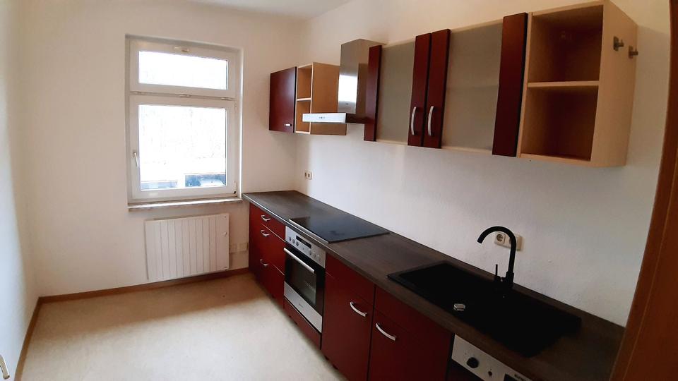 Gemütliche 3-Raum-Wohnung im 1. Obergeschoss zu vermieten. 3 zimmer