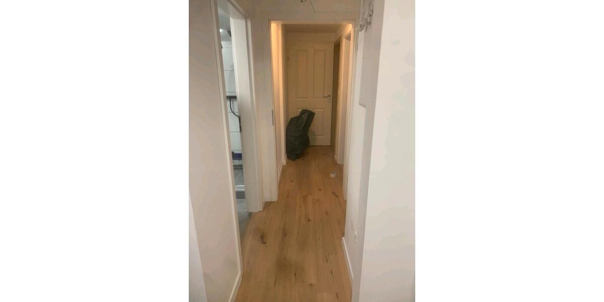 Dachgeschoßwohnung Albstadt Gemarkung Onstmettingen - 3 Zimmer, 100 m&sup2;, 700&euro; | Angebot:25379670