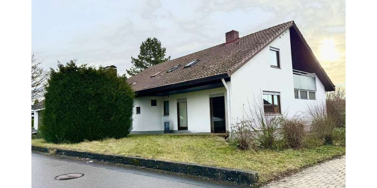 Etagenwohnung Öhringen - 4 Zimmer, 95 m&sup2;, 850&euro; | Angebot:25161284
