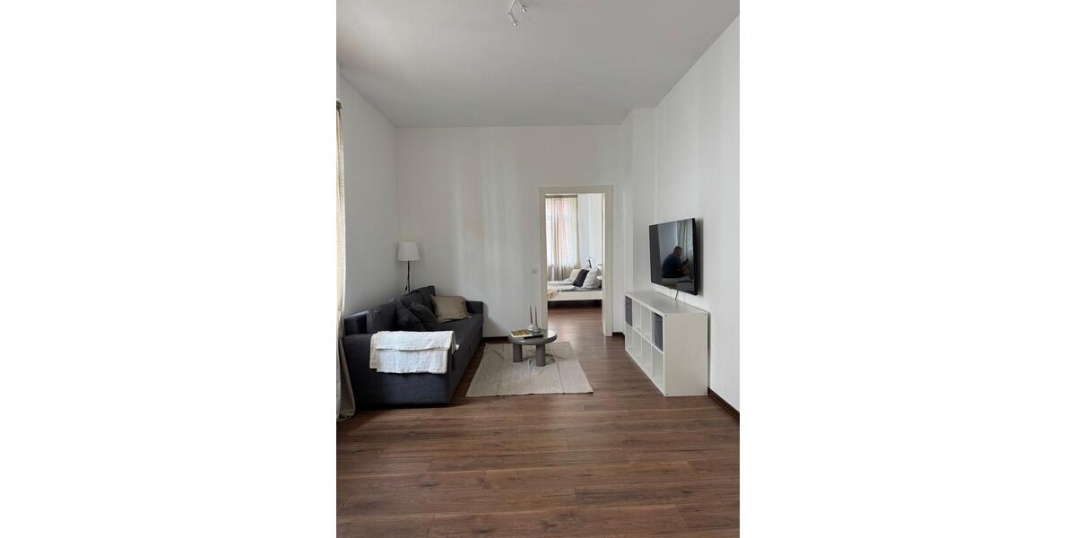 Etagenwohnung Bonn - 3 Zimmer, 85 m&sup2;, 1.200&euro; | Angebot:25322485
