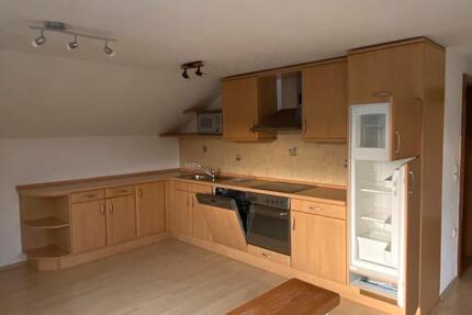 Wohnung Blaibach - 4 Zimmer, 90 m&sup2;, 600&euro; | Angebot:27550152