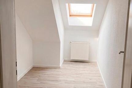 Wohnung Weißenfels - 2 Zimmer, 50 m&sup2;, 350&euro; | Angebot:27627423