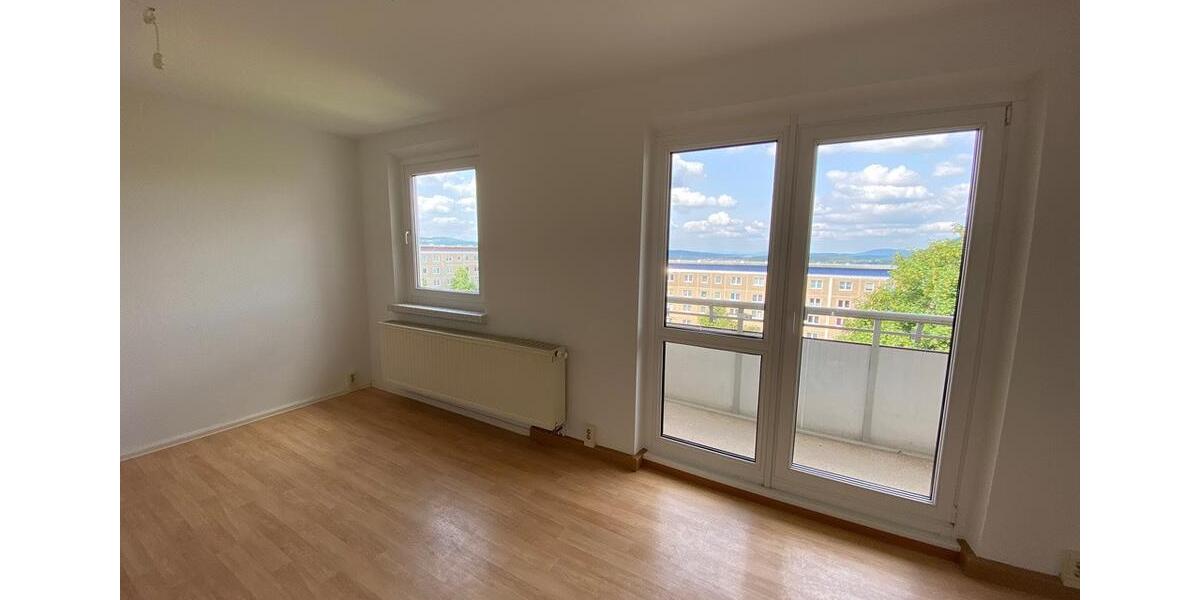 Etagenwohnung Suhl - 4 Zimmer, 65 m&sup2;, 400&euro; | Angebot:26383681
