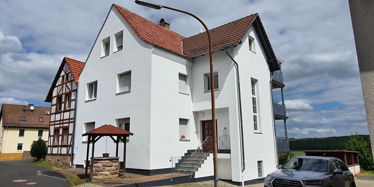 Heringen-Widdershausen, 2 ZKB im DG + Balkon - Dachgeschoßwohnung Heringen (Werra) Widdershausen | Angebot:26179802